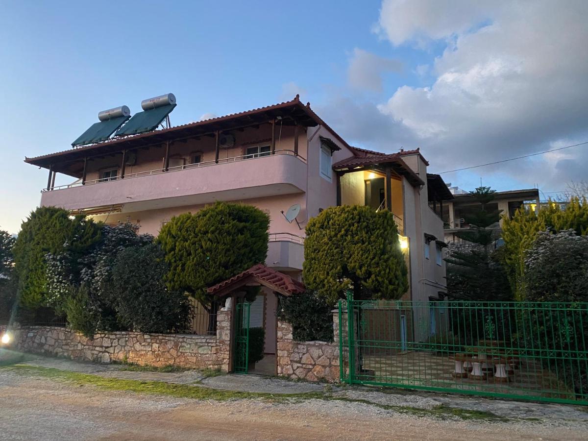 Hotel Moscopole كساميل المظهر الخارجي الصورة