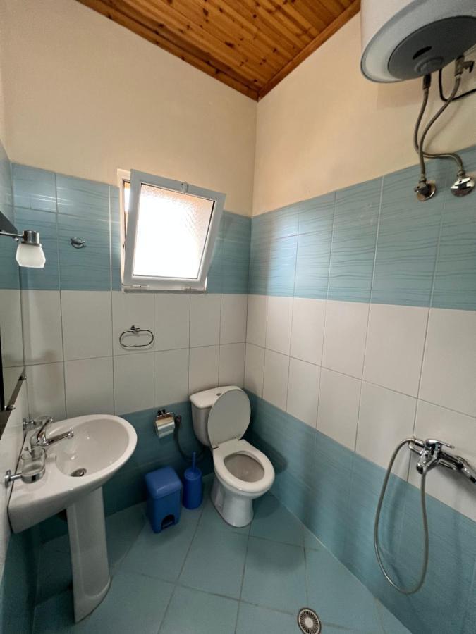 Hotel Moscopole كساميل المظهر الخارجي الصورة