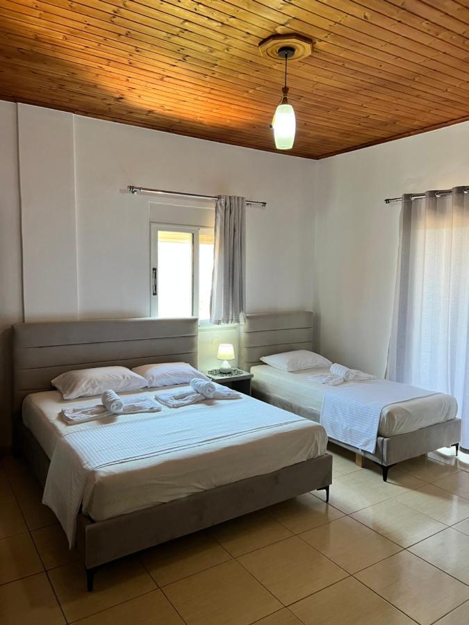 Hotel Moscopole كساميل المظهر الخارجي الصورة