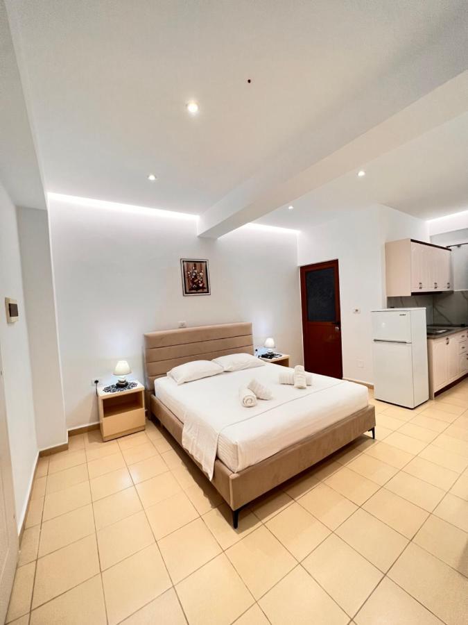 Hotel Moscopole كساميل المظهر الخارجي الصورة