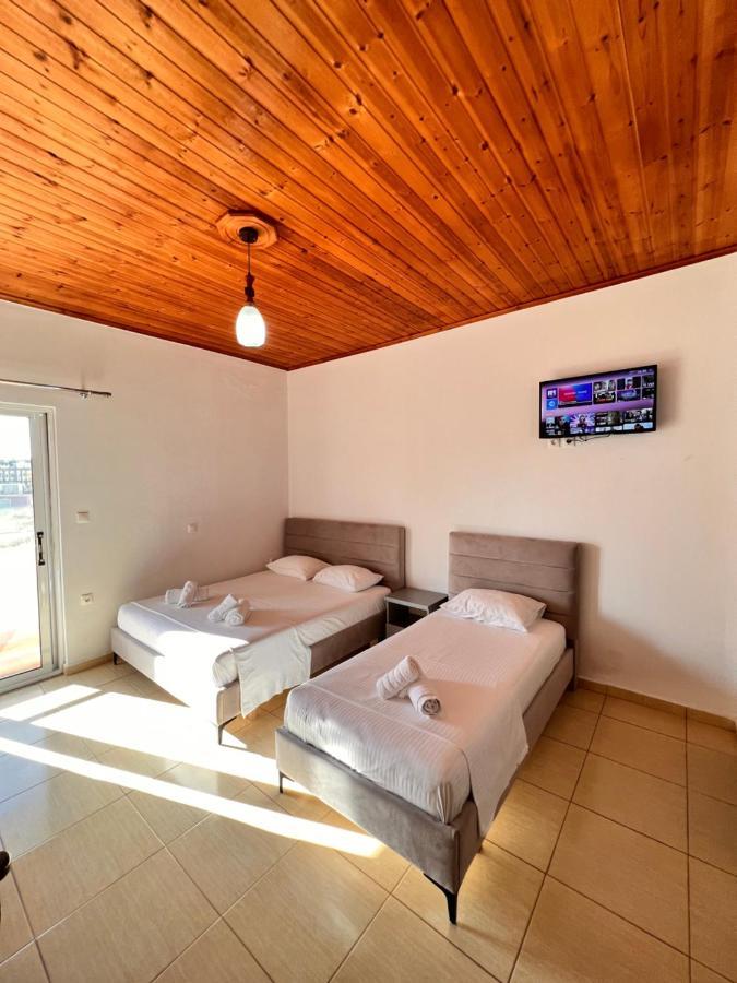 Hotel Moscopole كساميل المظهر الخارجي الصورة