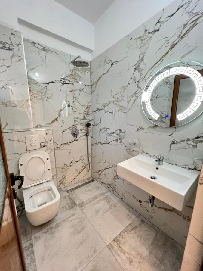 Hotel Moscopole كساميل المظهر الخارجي الصورة