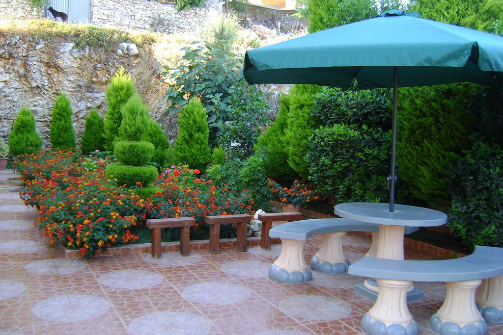 Hotel Moscopole كساميل المظهر الخارجي الصورة